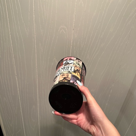 Taylor Swift Cup - Picture 3 of 6
